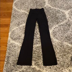 Women’s lululemon yoga pants